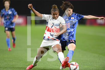 2021-07-24 - Nikita PARRIS (GBR) Asato MIYAGAWA (JPN) during the Olympic Games Tokyo 2020, Football Women's First Round Group E, between Japan and Great Britain on July 24, 2021 at Sapporo Dome in Tokyo, Japan - Photo Photo Kishimoto / DPPI - OLYMPIC GAMES TOKYO 2020, JULY 24, 2021 - OLYMPIC GAMES TOKYO 2020 - OLYMPIC GAMES
