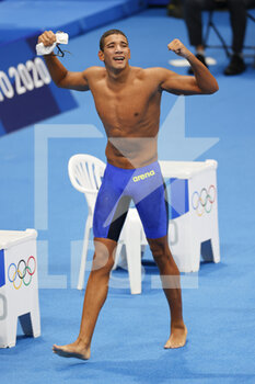 2021-07-25 - HAFNAOUI Ahmed (TUN) Gold Medal during the Olympic Games Tokyo 2020, Men's 400m Freestyle final on July 25, 2021 at Tokyo Aquatics Centre in Tokyo, Japan - Photo Takamitsu Mifune / Photo Kishimoto / DPPI - OLYMPIC GAMES TOKYO 2020, JULY 25, 2021 - OLYMPIC GAMES TOKYO 2020 - OLYMPIC GAMES