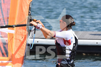 2021-07-25 - Charline Picon (Fra) competes on women's RS:X - Windsurfer heats during the Olympic Games Tokyo 2020, Sailing, on July 25, 2021 at Enoshima Yacht Harbour in Enoshima, Japan - Photo Yoann Cambefort / Marti Media / DPPI - OLYMPIC GAMES TOKYO 2020, JULY 25, 2021 - OLYMPIC GAMES TOKYO 2020 - OLYMPIC GAMES