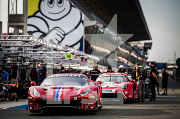 2020-09-16 - 82 Bourdais S..bastien (fra), Gounon Jules (fra), Pla Olivier (fra), Risi Competizione, Ferrari 488 GTE Evo, ambiance during the scrutineering of the 2020 24 Hours of Le Mans, 7th round of the 2019...20 FIA World Endurance Championship on the Circuit des 24 Heures du Mans, from September 16 to 20, 2020 in Le Mans, France - Photo Thomas Fenetre / DPPI - 24 HOURS OF LE MANS 2020 - ENDURANCE - MOTORS