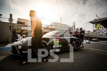 2020-09-16 - 92 Christensen Michael (dnk), Estre Kevin (fra), Vanthoor Laurens (bel), Porsche GT Team, Porsche 911 RSR-19, ambiance during the scrutineering of the 2020 24 Hours of Le Mans, 7th round of the 2019...20 FIA World Endurance Championship on the Circuit des 24 Heures du Mans, from September 16 to 20, 2020 in Le Mans, France - Photo Thomas Fenetre / DPPI - 24 HOURS OF LE MANS 2020 - ENDURANCE - MOTORS