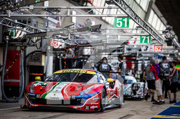 2020-09-16 - 71 Bird Sam (gbr), Molina Miguel (esp), Rigon Davide (ita), AF Corse, Ferrari 488 GTE Evo, ambiance during the scrutineering of the 2020 24 Hours of Le Mans, 7th round of the 2019...20 FIA World Endurance Championship on the Circuit des 24 Heures du Mans, from September 16 to 20, 2020 in Le Mans, France - Photo Thomas Fenetre / DPPI - 24 HOURS OF LE MANS 2020 - ENDURANCE - MOTORS