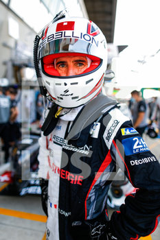 2020-09-16 - Dumas Romain (fra), Rebellion Racing, Rebellion R13-Gibson, portrait during the scrutineering of the 2020 24 Hours of Le Mans, 7th round of the 2019–20 FIA World Endurance Championship on the Circuit des 24 Heures du Mans, from September 16 to 20, 2020 in Le Mans, France - Photo Fr - 24 HOURS OF LE MANS 2020 - ENDURANCE - MOTORS