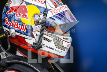2020-09-16 - Buemi S..bastien (swi), Toyota Gazoo Racing, Toyota TS050 Hybrid, portrait during the scrutineering of the 2020 24 Hours of Le Mans, 7th round of the 2019...20 FIA World Endurance Championship on the Circuit des 24 Heures du Mans, from September 16 to 20, 2020 in Le Mans, France - Photo Xavi Bonilla / DPPI - 24 HOURS OF LE MANS 2020 - ENDURANCE - MOTORS