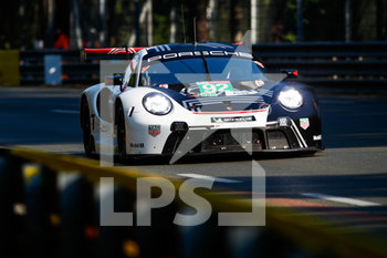 2020-09-17 - 92 Christensen Michael (dnk), Estre Kevin (fra), Vanthoor Laurens (bel), Porsche GT Team, Porsche 911 RSR-19, action during the free practice sessions of the 2020 24 Hours of Le Mans, 7th round of the 2019-20 FIA World Endurance Championship on the Circuit des 24 Heures du Mans, from September 16 to 20, 2020 in Le Mans, France - Photo Xavi Bonilla / DPPI - 24 HOURS OF LE MANS, 7TH ROUND 2020 - ENDURANCE - MOTORS