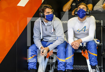 2020-09-17 - Laurent Thomas (fra), Ragues Pierre (fra), Signatech Alpine Elf, Alpine A470-Gibson, portrait during the free practice sessions of the 2020 24 Hours of Le Mans, 7th round of the 2019-20 FIA World Endurance Championship on the Circuit des 24 Heures du Mans, from September 16 to 20, 2020 in Le Mans, France - Photo Francois Flamand / DPPI - 24 HOURS OF LE MANS, 7TH ROUND 2020 - ENDURANCE - MOTORS
