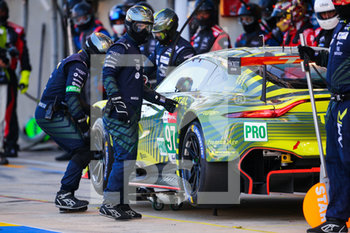 2020-09-18 - 97 Lynn Alex (gbr), Martin Maxime (bel), Tincknell Harry (gbr), Total, Aston Martin Racing, Aston Martin Vantage AMR, action during the free practice sessions of the 2020 24 Hours of Le Mans, 7th round of the 2019-20 FIA World Endurance Championship on the Circuit des 24 Heures du Mans, from September 16 to 20, 2020 in Le Mans, France - Photo Francois Flamand / DPPI - 24 HOURS OF LE MANS, 7TH ROUND 2020 - PRACTICE SESSION - ENDURANCE - MOTORS