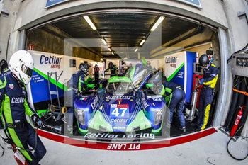 2020-09-18 - 47 Belicchi Andrea (ita), Lacorte Roberto (ita), Sernagiotto Giorgio (ita), Cetilar Racing, Dallara P217-Gibson, box during the free practice sessions of the 2020 24 Hours of Le Mans, 7th round of the 2019-20 FIA World Endurance Championship on the Circuit des 24 Heures du Mans, from September 16 to 20, 2020 in Le Mans, France - Photo Fr..d..ric Le Floc...h / DPPI - 24 HOURS OF LE MANS, 7TH ROUND 2020 - PRACTICE SESSION - ENDURANCE - MOTORS