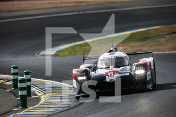 2020-09-18 - 08 Buemi S..bastien (swi), Hartley Brendon (nzl), Nakajima Kazuki (jpn), Toyota Gazoo Racing, Toyota TS050 Hybrid, action during the qualifying and Hyperpole sessions of the 2020 24 Hours of Le Mans, 7th round of the 2019-20 FIA World Endurance Championship on the Circuit des 24 Heures du Mans, from September 16 to 20, 2020 in Le Mans, France - Photo Thomas Fenetre / DPPI - 24 HOURS OF LE MANS, 7TH ROUND 2020 - QUALIFYING SESSION - ENDURANCE - MOTORS