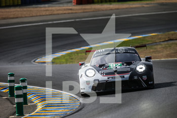 2020-09-18 - 92 Christensen Michael (dnk), Estre Kevin (fra), Vanthoor Laurens (bel), Porsche GT Team, Porsche 911 RSR-19, action during the qualifying and Hyperpole sessions of the 2020 24 Hours of Le Mans, 7th round of the 2019-20 FIA World Endurance Championship on the Circuit des 24 Heures du Mans, from September 16 to 20, 2020 in Le Mans, France - Photo Thomas Fenetre / DPPI - 24 HOURS OF LE MANS, 7TH ROUND 2020 - QUALIFYING SESSION - ENDURANCE - MOTORS