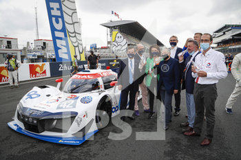 2020-09-19 - Pierre Fillon, Richard Mille, Christelle Morancais, Jean Todt, Alexis Alexis Vovk, Emmanuelle Pirro and Michel Delbon during the 2020 24 Hours of Le Mans, 7th round of the 2019-20 FIA World Endurance Championship on the Circuit des 24 Heures du Mans, from September 16 to 20, 2020 in Le Mans, France - Photo Frederic Le Floc'h / DPPI - 24 HOURS OF LE MANS, 7TH ROUND 2020 - ENDURANCE - MOTORS