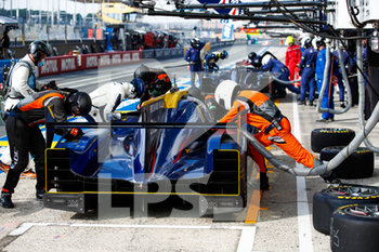 2020-09-19 - 38 Felix da Costa Antonio (prt), Davidson Anthony (gbr), Gonzalez Roberto (mex), Jota Sport, Oreca 07-Gibson, pit stop during the 2020 24 Hours of Le Mans, 7th round of the 2019-20 FIA World Endurance Championship on the Circuit des 24 Heures du Mans, from September 16 to 20, 2020 in Le Mans, France - Photo Xavi Bonilla / DPPI - 24 HOURS OF LE MANS, 7TH ROUND 2020 - ENDURANCE - MOTORS