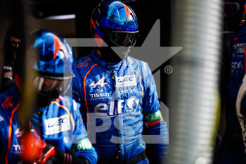 2020-09-19 - 36 Laurent Thomas (fra), Negrao Andr. (bra), Ragues Pierre (fra), Signatech Alpine Elf, Total, Alpine A470-Gibson, ambiance during the 2020 24 Hours of Le Mans, 7th round of the 2019-20 FIA World Endurance Championship on the Circuit des 24 Heures du Mans, from September 16 to 20, 2020 in Le Mans, France - Photo Xavi Bonilla / DPPI - 24 HOURS OF LE MANS, 7TH ROUND 2020 - ENDURANCE - MOTORS