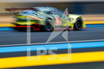 2020-09-19 - 98 Dalla Lana Paul (can), Farfus Augusto (bra), Gunn Ross (gbr), Total, Aston Martin Racing, Aston Martin Vantage AMR, action during the 2020 24 Hours of Le Mans, 7th round of the 2019-20 FIA World Endurance Championship on the Circuit des 24 Heures du Mans, from September 16 to 20, 2020 in Le Mans, France - Photo Xavi Bonilla / DPPI - 24 HOURS OF LE MANS, 7TH ROUND 2020 - ENDURANCE - MOTORS