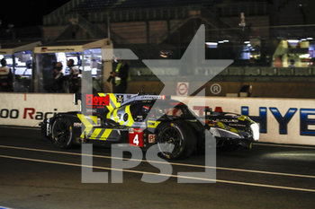 2020-09-20 - 04 Dillmann Tom (fra), Spengler Bruno (can), Webb Oliver (gbr), ByKolles Racing Team, ENSO CLM P1/01-Gibson came back to the pits after his crash during the 2020 24 Hours of Le Mans, 7th round of the 2019-20 FIA World Endurance Championship on the Circuit des 24 Heures du Mans, from September 16 to 20, 2020 in Le Mans, France - Photo Xavi Bonilla / DPPI - 24 HOURS OF LE MANS, 7TH ROUND 2020 - ENDURANCE - MOTORS