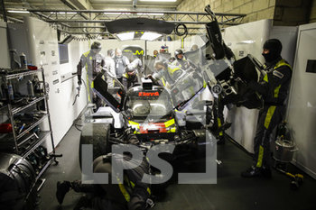 2020-09-20 - 04 Dillmann Tom (fra), Spengler Bruno (can), Webb Oliver (gbr), ByKolles Racing Team, ENSO CLM P1/01-Gibson in her garage during the 2020 24 Hours of Le Mans, 7th round of the 2019-20 FIA World Endurance Championship on the Circuit des 24 Heures du Mans, from September 16 to 20, 2020 in Le Mans, France - Photo Xavi Bonilla / DPPI - 24 HOURS OF LE MANS, 7TH ROUND 2020 - ENDURANCE - MOTORS