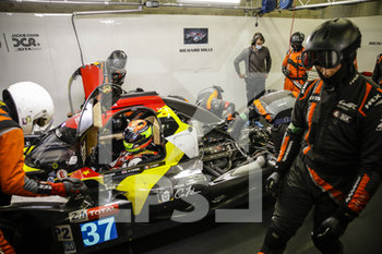 2020-09-20 - 37 Aubry Gabriel (fra), Stevens Will (gbr), Tung Ho-Pin (nld), Jackie Chan DC Racing, Jota, Oreca 07-Gibson, mechanical problem during the 2020 24 Hours of Le Mans, 7th round of the 2019-20 FIA World Endurance Championship on the Circuit des 24 Heures du Mans, from September 16 to 20, 2020 in Le Mans, France - Photo Xavi Bonilla / DPPI - 24 HOURS OF LE MANS, 7TH ROUND 2020 - ENDURANCE - MOTORS