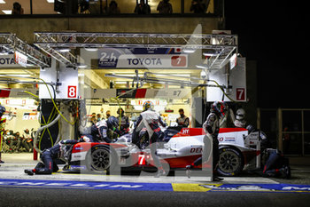 2020-09-20 - 07 Conway Mike (gbr), Kobayashi Kamui (jpn), Lopez Jos.. Maria (arg), Toyota Gazoo Racing, Toyota TS050 Hybrid, pit stop during the 2020 24 Hours of Le Mans, 7th round of the 2019-20 FIA World Endurance Championship on the Circuit des 24 Heures du Mans, from September 16 to 20, 2020 in Le Mans, France - Photo Xavi Bonilla / DPPI - 24 HOURS OF LE MANS, 7TH ROUND 2020 - ENDURANCE - MOTORS