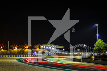 2020-09-20 - Ambiance night and lights during the 2020 24 Hours of Le Mans, 7th round of the 2019-20 FIA World Endurance Championship on the Circuit des 24 Heures du Mans, from September 16 to 20, 2020 in Le Mans, France - Photo Fr..d..ric Le Floc...h / DPPI - 24 HOURS OF LE MANS, 7TH ROUND 2020 - ENDURANCE - MOTORS