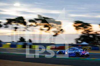 2020-09-20 - 78 Beretta Michele (ita), Felbermayr Jr Horst (aut), Van Splunteren Max (nld), Proton Competition, Porsche 911 RSR, action during the 2020 24 Hours of Le Mans, 7th round of the 2019-20 FIA World Endurance Championship on the Circuit des 24 Heures du Mans, from September 16 to 20, 2020 in Le Mans, France - Photo Xavi Bonilla / DPPI - 24 HOURS OF LE MANS, 7TH ROUND 2020 - ENDURANCE - MOTORS