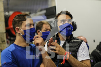 2020-09-20 - Laurent Thomas (fra) and Ragues Pierre (fra), Signatech Alpine Elf, Total, Alpine A470-Gibson, portrait during the 2020 24 Hours of Le Mans, 7th round of the 2019-20 FIA World Endurance Championship on the Circuit des 24 Heures du Mans, from September 16 to 20, 2020 in Le Mans, France - Photo Francois Flamand / DPPI - 24 HOURS OF LE MANS, 7TH ROUND 2020 - ENDURANCE - MOTORS