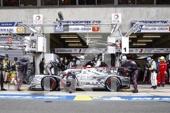 2020-09-20 - 01 Menezes Gustavo (usa), Nato Norman (fra), Senna Bruno (bra), Rebellion Racing, Rebellion R13-Gibson, action, pit stop during the 2020 24 Hours of Le Mans, 7th round of the 2019-20 FIA World Endurance Championship on the Circuit des 24 Heures du Mans, from September 16 to 20, 2020 in Le Mans, France - Photo Francois Flamand / DPPI - 24 HOURS OF LE MANS, 7TH ROUND 2020 - ENDURANCE - MOTORS