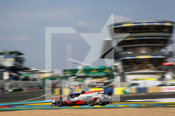 2020-09-20 - 08 Buemi S..bastien (swi), Hartley Brendon (nzl), Nakajima Kazuki (jpn), Toyota Gazoo Racing, Toyota TS050 Hybrid, action during the 2020 24 Hours of Le Mans, 7th round of the 2019-20 FIA World Endurance Championship on the Circuit des 24 Heures du Mans, from September 16 to 20, 2020 in Le Mans, France - Photo Thomas Fenetre / DPPI - 24 HOURS OF LE MANS, 7TH ROUND 2020 - ENDURANCE - MOTORS