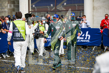 2020-09-20 - 95 Sorensen Marco (dnk), Thiim Nicki (dnk), Westbrook Richard (gbr), Total, Aston Martin Racing, Aston Martin Vantage AMR celebrating their 3rd place during the 2020 24 Hours of Le Mans, 7th round of the 2019-20 FIA World Endurance Championship on the Circuit des 24 Heures du Mans, from September 16 to 20, 2020 in Le Mans, France - Photo Thomas Fenetre / DPPI - 24 HOURS OF LE MANS, 7TH ROUND 2020 - ENDURANCE - MOTORS