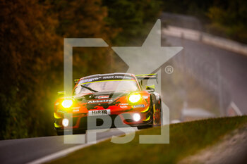 2020-09-24 - 30 Abbelen Klaus (ger), Arnold Lance David (ger), M.ller Alex (swi), Renauer Robert (ger), Frikadelli Racing Team, Porsche 911 GT3 R, action during the 2020 24 Hours of Nurburgring, on the N.rburgring Nordschleife, from September 24 to 27, 2020 in Nurburg, Germany - Photo Joao Filipe / DPPI - 24 HOURS OF NURBURGRING 2020 - GIOVEDì - ENDURANCE - MOTORS