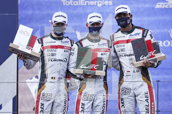 2021-06-13 - Gelael Sean (idn), Vandoorne Stoffel (bel), Blomqvist Tom (gbr), Jota, Oreca 07 - Gibson, podium during the 8 Hours of Portimao, 2nd round of the 2021 FIA World Endurance Championship on the Algarve International Circuit, from June 11th to 13th, 2021 in Portimao, Algarve, Portugal - Photo Paulo Maria / DPPI - 8 HOURS OF PORTIMAO, 2ND ROUND OF THE 2021 FIA WORLD ENDURANCE CHAMPIONSHIP - ENDURANCE - MOTORS