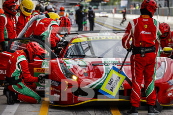 2021-07-16 - 52 Serra Daniel (bra), Molina Miguel (esp), AF Corse, Ferrari 488 GTE Evo, AMBIANCE during the 6 Hours of Monza, 3rd round of the 2021 FIA World Endurance Championship, FIA WEC, on the Autodromo Nazionale di Monza, from July 16 to 18, 2021 in Monza, Italy - Photo François Flamand / DPPI - 6 HOURS OF MONZA, 3RD ROUND OF THE 2021 FIA WORLD ENDURANCE CHAMPIONSHIP, FIA WEC - ENDURANCE - MOTORS