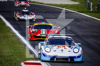 2021-07-17 - 56 Perfetti Egidio (nor), Cairoli Matteo (ita), Pera Riccardo (ita), Team Project 1, Porsche 911 RSR - 19, action during the 6 Hours of Monza, 3rd round of the 2021 FIA World Endurance Championship, FIA WEC, on the Autodromo Nazionale di Monza, from July 16th to 18th, 2021 in Monza, Italy - Photo Paulo Maria / DPPI - 6 HOURS OF MONZA, 3RD ROUND OF THE 2021 FIA WORLD ENDURANCE CHAMPIONSHIP, FIA WEC - ENDURANCE - MOTORS