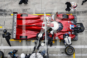 2021-07-18 - 01 Calderon Tatiana (col), Floersch Sophia (ger), Visser Beitske (nld), Richard Mille Racing Team, Oreca 07 - Gibson, PIT STOP during the 6 Hours of Monza, 3rd round of the 2021 FIA World Endurance Championship, FIA WEC, on the Autodromo Nazionale di Monza, from July 16 to 18, 2021 in Monza, Italy - Photo François Flamand / DPPI - 6 HOURS OF MONZA, 3RD ROUND OF THE 2021 FIA WORLD ENDURANCE CHAMPIONSHIP, FIA WEC - ENDURANCE - MOTORS