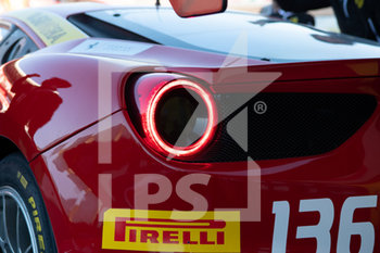 2019-10-27 - Ferrari Challenge 488 Challenge ai box - FINALI MONDIALI FERRARI - MUGELLO 2019 - FERRARI CHALLENGE - MOTORS
