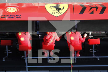 2020-02-19 - Scuderia Ferrari PitWall - PRE-SEASON TESTING 2020 - DAY 1 - FORMULA 1 - MOTORS