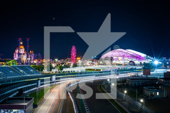 2020-09-27 - night ambiance track, piste, illustration during the Formula 1 VTB Russian Grand Prix 2020, from September 25 to 27, 2020 on the Sochi Autodrom, in Sochi, Russia - Photo Antonin Vincent / DPPI - FORMULA 1 VTB RUSSIAN GRAND PRIX 2020 - SUNDAY - FORMULA 1 - MOTORS