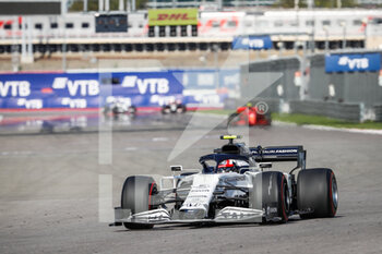 2020-09-27 - 10 GASLY Pierre (fra), Scuderia AlphaTauri Honda AT01, action during the Formula 1 VTB Russian Grand Prix 2020, from September 25 to 27, 2020 on the Sochi Autodrom, in Sochi, Russia - Photo Antonin Vincent / DPPI - FORMULA 1 VTB RUSSIAN GRAND PRIX 2020 - SUNDAY - FORMULA 1 - MOTORS