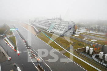 2020-10-09 - illustration of the main straight under the fog and rain, pluie, during the Formula 1 Aramco Grosser Preis Der Eifel 2020, Eifel Grand Prix, from October 9 to 11, 2020 on the N.rburgring, in N.rburg, Germany - Photo Antonin Vincent / DPPI - FORMULA 1 ARAMCO GROSSER PREIS DER EIFEL 2020 GRAND PRIX - FRIDAY - FORMULA 1 - MOTORS
