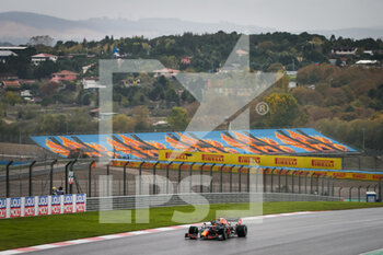 2020-11-14 - 33 VERSTAPPEN Max (nld), Aston Martin Red Bull Racing Honda RB16, action during the Formula 1 DHL Turkish Grand Prix 2020, from November 13 to 15, 2020 on the Intercity Istanbul Park, in Tuzla, near Istanbul, Turkey - Photo Antonin Vincent / DPPI - FORMULA 1 DHL TURKISH GRAND PRIX 2020 - SATURDAY - FORMULA 1 - MOTORS