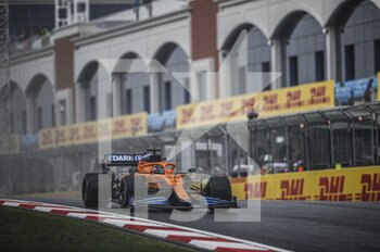 2020-11-14 - 55 SAINZ Carlos (spa), McLaren Renault F1 MCL35, action during the Formula 1 DHL Turkish Grand Prix 2020, from November 13 to 15, 2020 on the Intercity Istanbul Park, in Tuzla, near Istanbul, Turkey - Photo Antonin Vincent / DPPI - FORMULA 1 DHL TURKISH GRAND PRIX 2020 - SATURDAY - FORMULA 1 - MOTORS