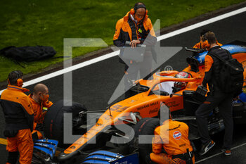 2020-11-15 - SAINZ Carlos (spa), McLaren Renault F1 MCL35, starting grid during the Formula 1 DHL Turkish Grand Prix 2020, from November 13 to 15, 2020 on the Intercity Istanbul Park, in Tuzla, near Istanbul, Turkey - Photo Florent Gooden / DPPI - FORMULA 1 DHL TURKISH GRAND PRIX 2020 - SUNDAY - FORMULA 1 - MOTORS