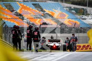 2020-11-15 - 20 MAGNUSSEN Kevin (dnk), Haas F1 Team VF-20 Ferrari, crash, accident, during the Formula 1 DHL Turkish Grand Prix 2020, from November 13 to 15, 2020 on the Intercity Istanbul Park, in Tuzla, near Istanbul, Turkey - Photo Florent Gooden / DPPI - FORMULA 1 DHL TURKISH GRAND PRIX 2020 - SUNDAY - FORMULA 1 - MOTORS