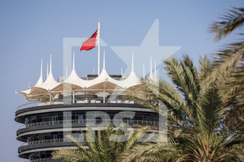 2020-11-26 - illustration, flag, drapeau during the Formula 1 Gulf Air Bahrain Grand Prix 2020, from November 27 to 29, 2020 on the Bahrain International Circuit, in Sakhir, Bahrain - Photo Antonin Vincent / DPPI - FORMULA 1 GULF AIR BAHRAIN GRAND PRIX 2020 - THURSDAY - FORMULA 1 - MOTORS