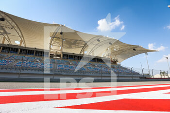 2020-11-26 - illustration, grandstands, gradins, during the Formula 1 Gulf Air Bahrain Grand Prix 2020, from November 27 to 29, 2020 on the Bahrain International Circuit, in Sakhir, Bahrain - Photo Antonin Vincent / DPPI - FORMULA 1 GULF AIR BAHRAIN GRAND PRIX 2020 - THURSDAY - FORMULA 1 - MOTORS