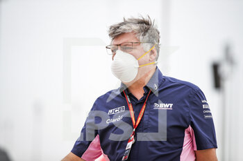 2020-11-27 - SZAFNAUER Otmar (rom), Team Principal and CEO of Racing Point F1, portrait during the Formula 1 Gulf Air Bahrain Grand Prix 2020, from November 27 to 29, 2020 on the Bahrain International Circuit, in Sakhir, Bahrain - Photo Florent Gooden / DPPI - FORMULA 1 GULF AIR BAHRAIN GRAND PRIX 2020 - FRIDAY - FORMULA 1 - MOTORS