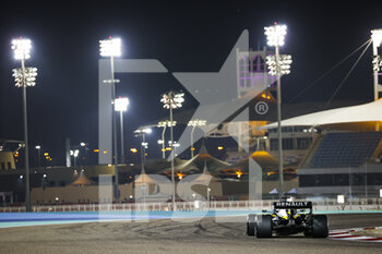 2020-11-27 - RICCIARDO Daniel (aus), Renault F1 Team RS20, action during the Formula 1 Gulf Air Bahrain Grand Prix 2020, from November 27 to 29, 2020 on the Bahrain International Circuit, in Sakhir, Bahrain - Photo DPPI - FORMULA 1 GULF AIR BAHRAIN GRAND PRIX 2020 - FRIDAY - FORMULA 1 - MOTORS