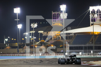 2020-11-27 - HAMILTON Lewis (gbr), Mercedes AMG F1 GP W11 Hybrid EQ Power+, action during the Formula 1 Gulf Air Bahrain Grand Prix 2020, from November 27 to 29, 2020 on the Bahrain International Circuit, in Sakhir, Bahrain - Photo DPPI - FORMULA 1 GULF AIR BAHRAIN GRAND PRIX 2020 - FRIDAY - FORMULA 1 - MOTORS