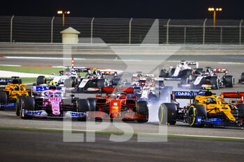 2020-11-29 - Start of the race: VETTEL Sebastian (ger), Scuderia Ferrari SF1000, STROLL Lance (can), Racing Point F1 RP20, action during the Formula 1 Gulf Air Bahrain Grand Prix 2020, from November 27 to 29, 2020 on the Bahrain International Circuit, in Sakhir, Bahrain - Photo DPPI - FORMULA 1 GULF AIR BAHRAIN GRAND PRIX 2020 - SUNDAY - FORMULA 1 - MOTORS