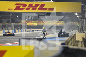 2020-11-29 - PEREZ Sergio (mex), Racing Point F1 RP20, action engine blowup during the Formula 1 Gulf Air Bahrain Grand Prix 2020, from November 27 to 29, 2020 on the Bahrain International Circuit, in Sakhir, Bahrain - Photo DPPI - FORMULA 1 GULF AIR BAHRAIN GRAND PRIX 2020 - SUNDAY - FORMULA 1 - MOTORS