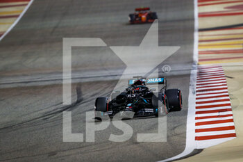 2020-12-05 - 63 RUSSELL George (gbr), Mercedes AMG F1 GP W11 Hybrid EQ Power+, LECLERC Charles (mco), Scuderia Ferrari SF1000, action during the Formula 1 Rolex Sakhir Grand Prix 2020, from December 4 to 6, 2020 on the Bahrain International Circuit, in Sakhir, Bahrain - Photo Florent Gooden / DPPI - FORMULA 1 ROLEX SAKHIR GRAND PRIX 2020 - SATURDAY - FORMULA 1 - MOTORS